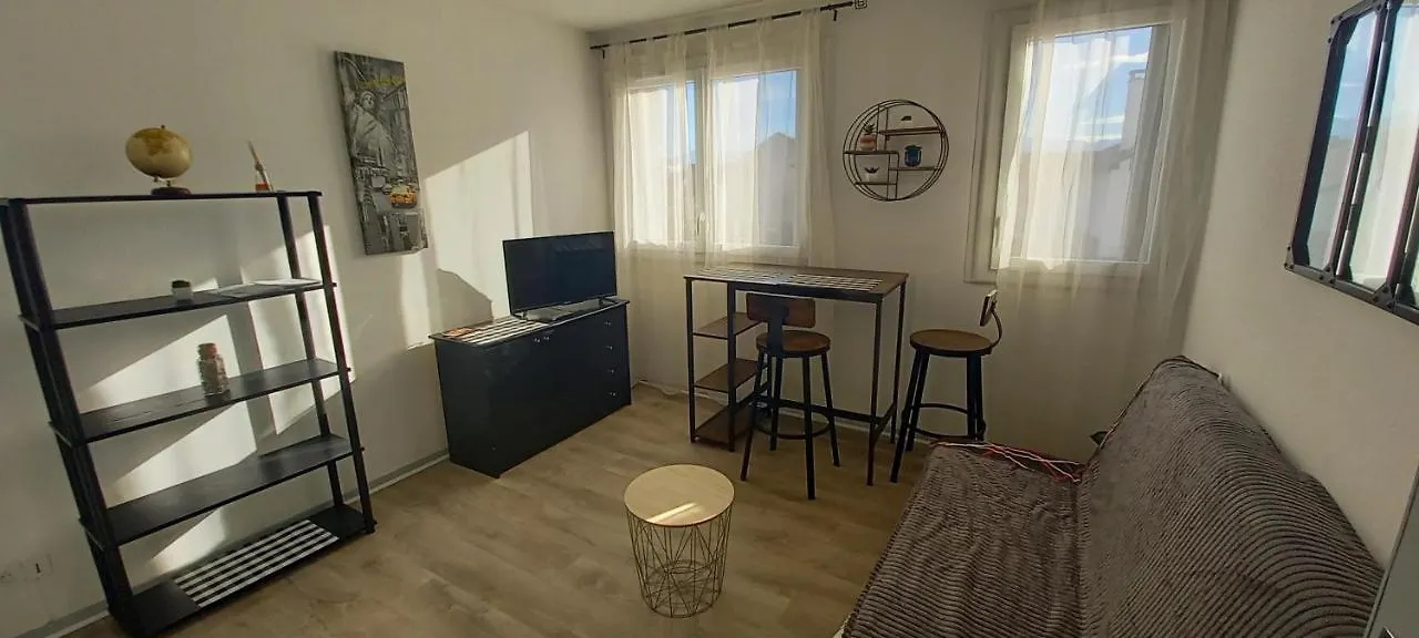 Petit Cocon Tarbais -Wifi-Parking Apartment Tarbes